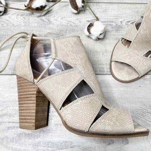 Lucky Brand Lanita Lace Up Snake Embossed Leather Block Heel Sandals Taupe 8.5
